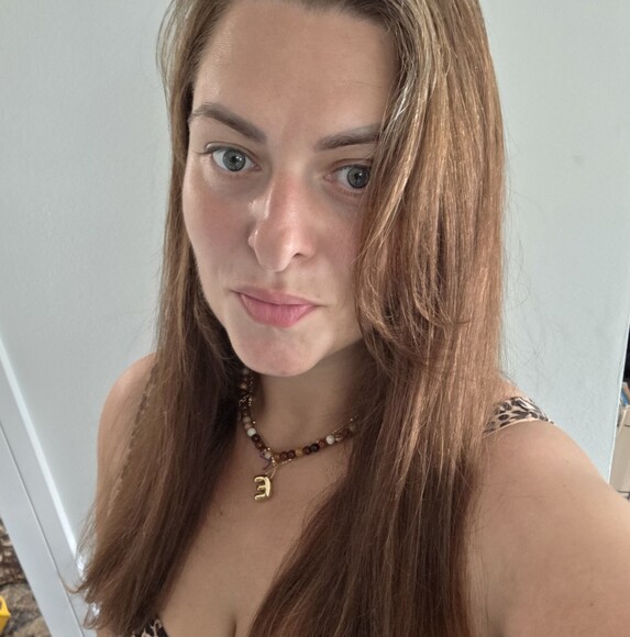 ellaella877